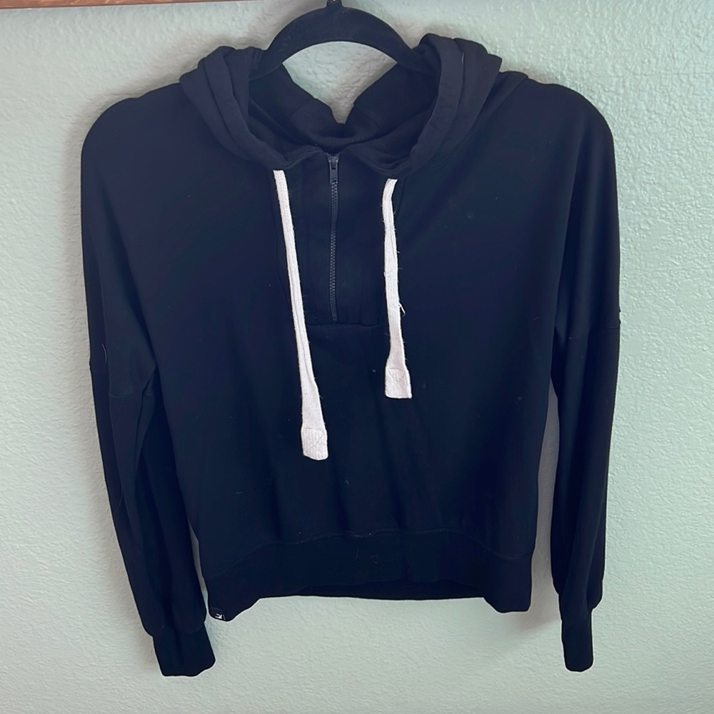 Women’s small yoga lightweight hoodie 3/4 zip used in great shape
